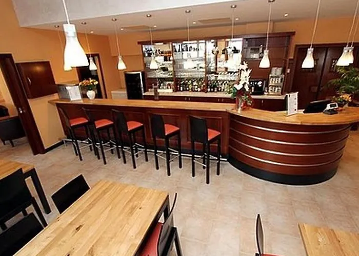 Отель La Table Alsacienne Farebersviller